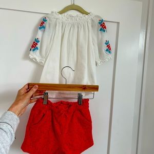 Janie and Jack Girls sz 5 EUC top and shorts set flower embroidery